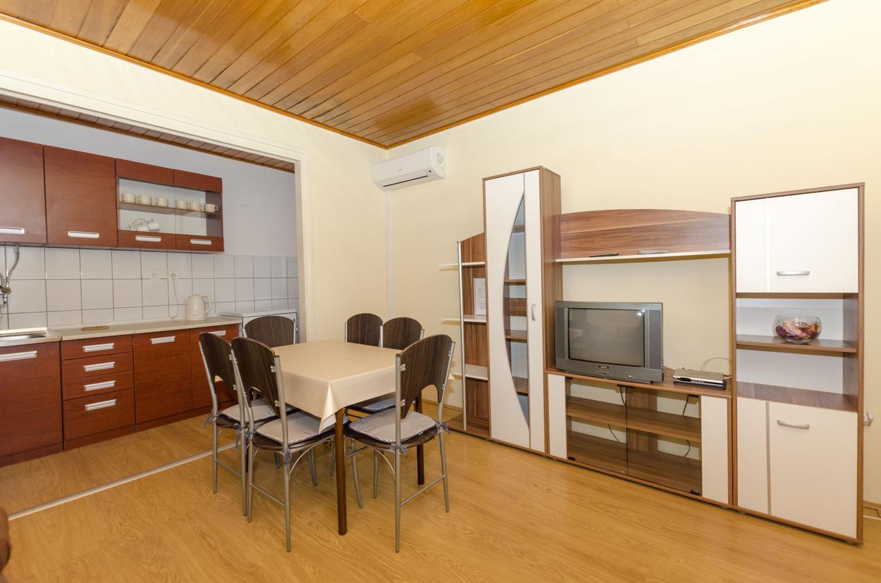 Apartments Katica Primosten Ngoại thất bức ảnh